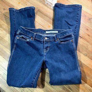DKNY Jeans boot cut stitching size 31